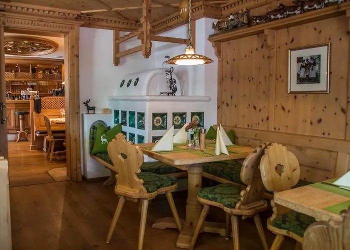 Gasthof Klausnerhof ミッタージル